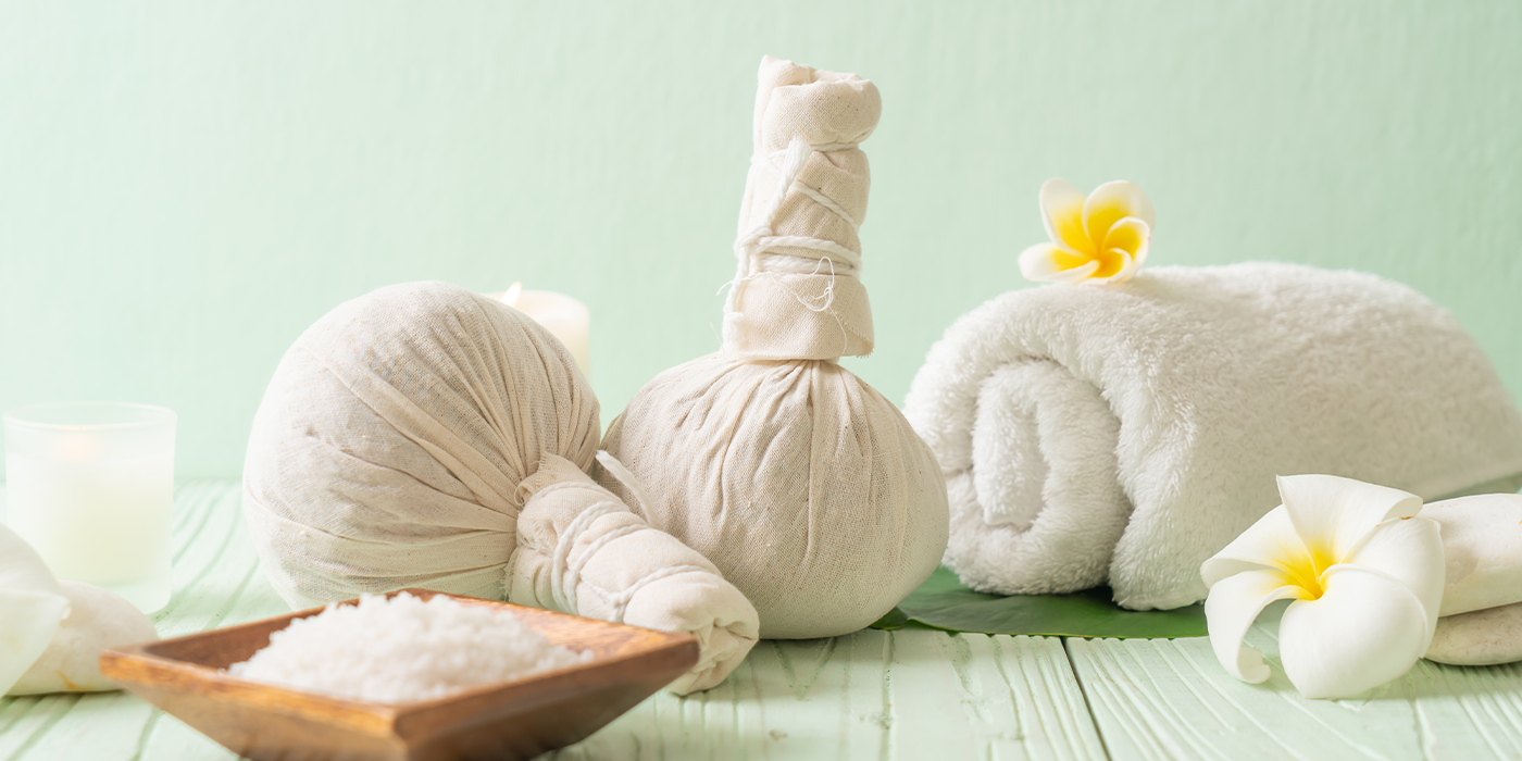 Une petite histoire des ballotins d'herbes Thaï